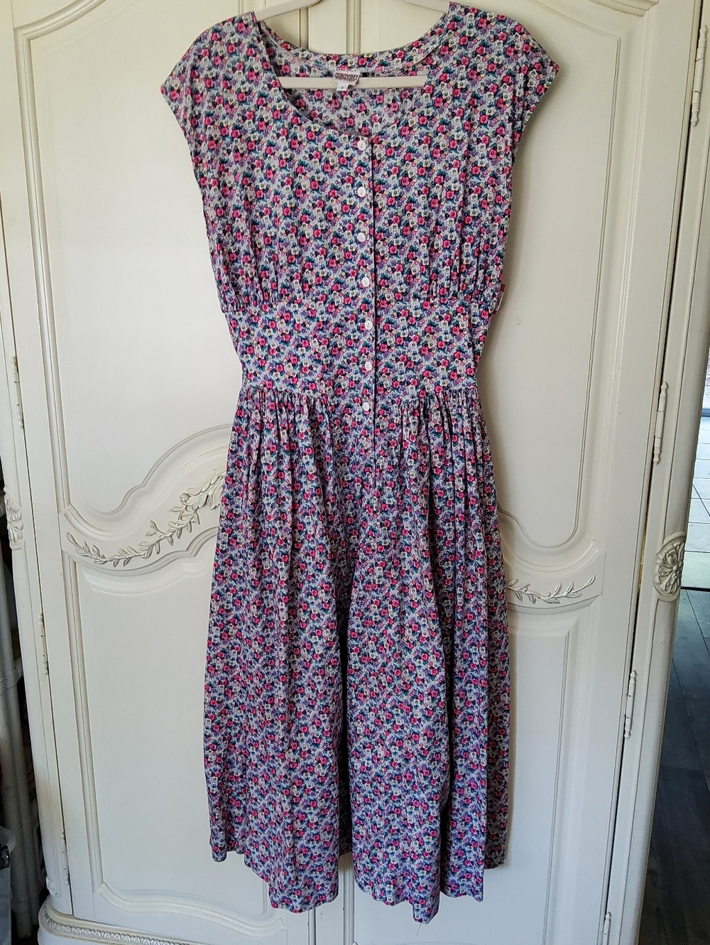 Vintage Late 70s Dirndl Coquette Floral Midi Dress